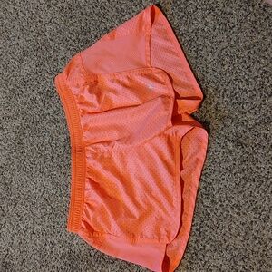 NWOT Old Navy Active Mesh Shorts